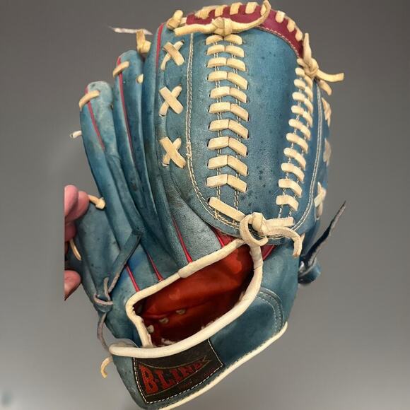 VTG B-Line B Line Baseball Glove Red White Blue Leather Custom Built 900 Taiwan - Picture 11 of 12